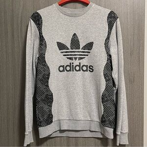 Adidas Originals Sweatshirt - Classic Trefoil Logo & Snakeskin Pattern - Medium